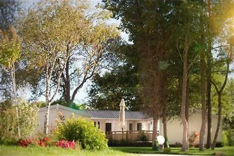 Saint Nicolas Lodge
